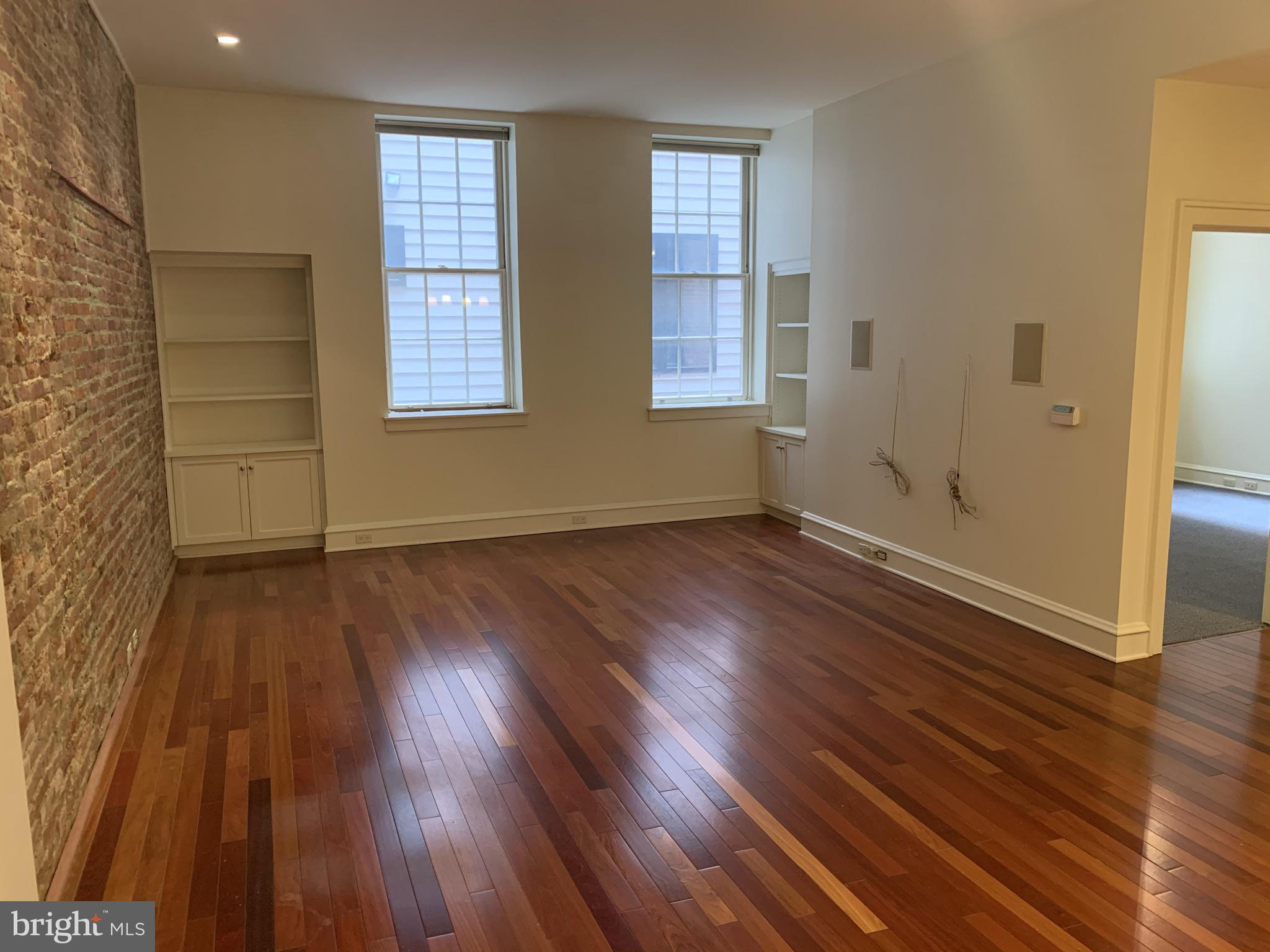 OLD CITY - Residential Lease