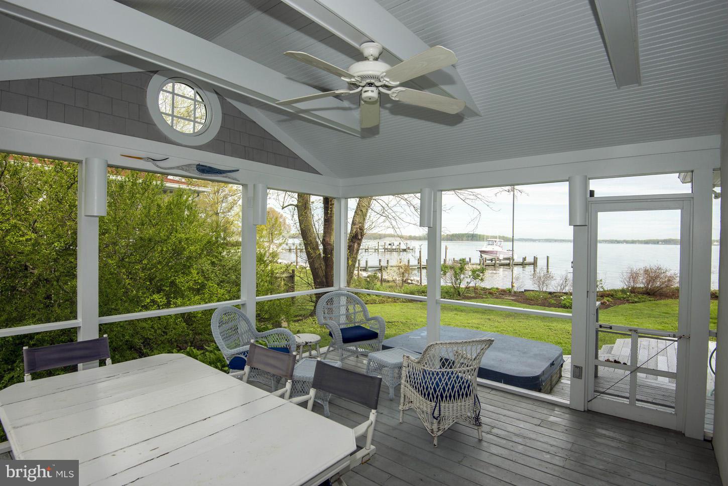 SHADY SIDE - Residential