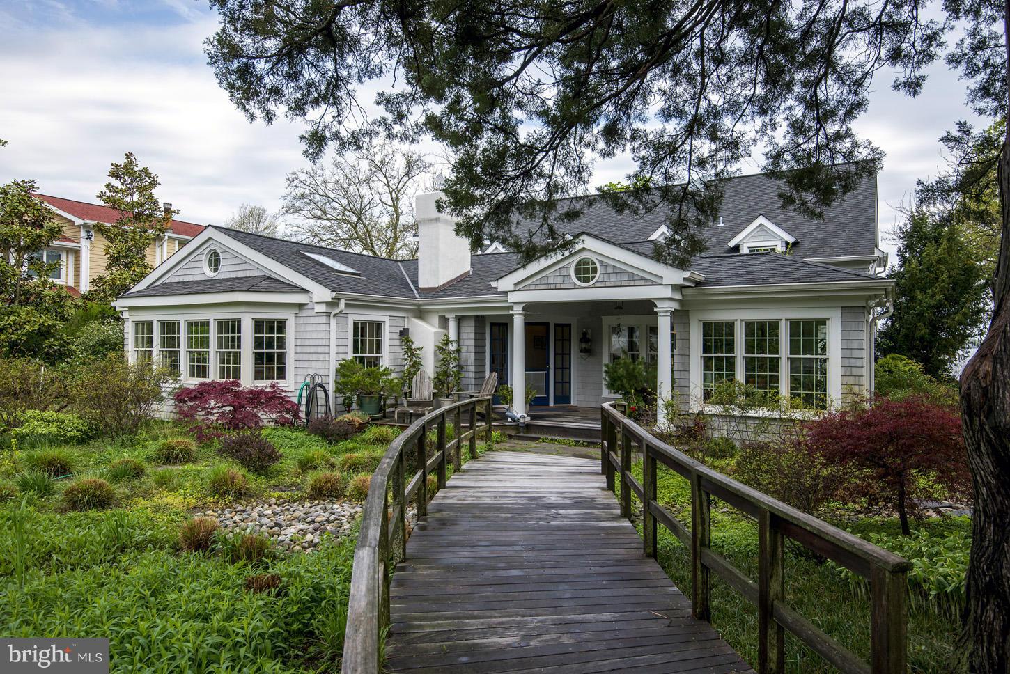 SHADY SIDE - Residential