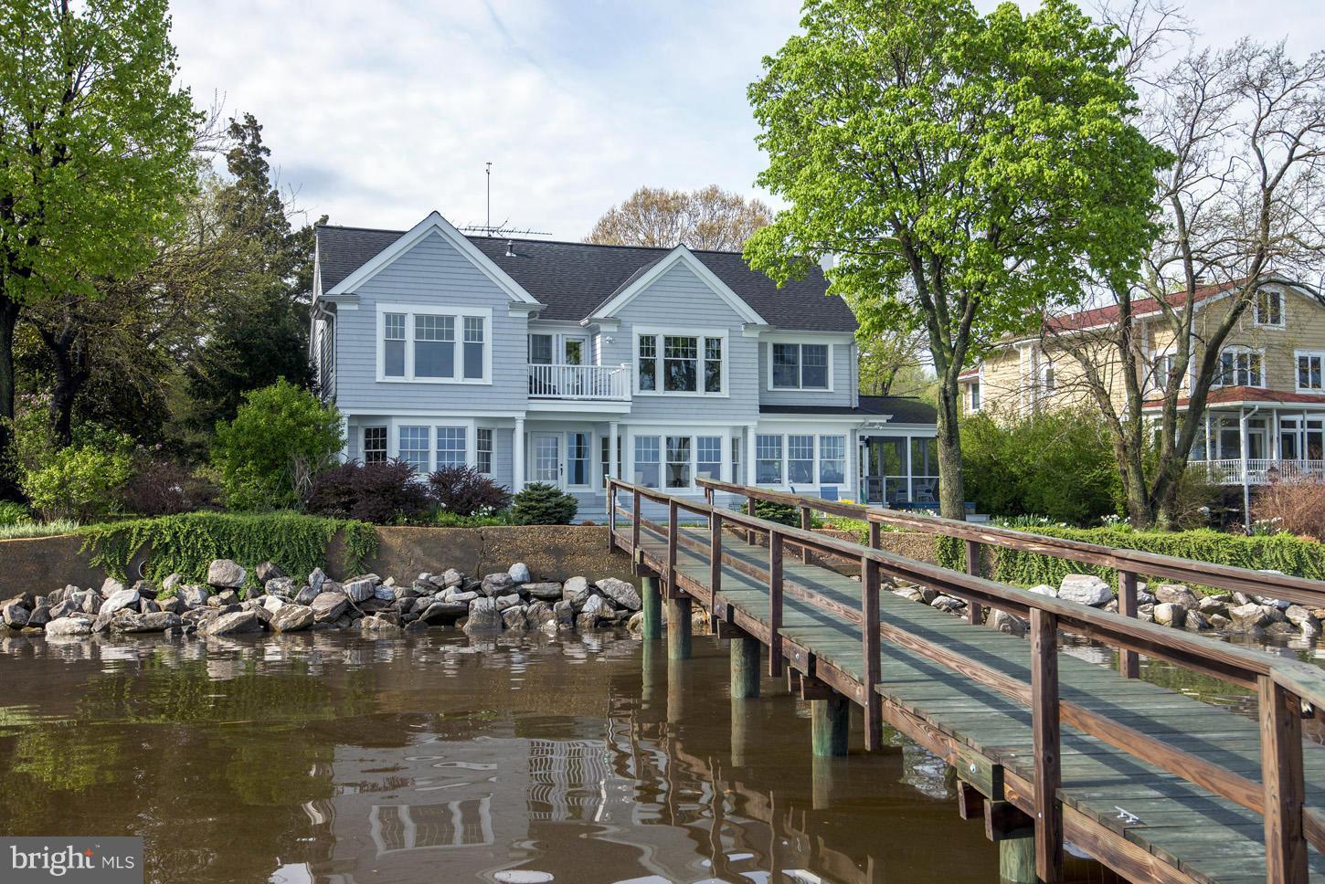 SHADY SIDE - Residential