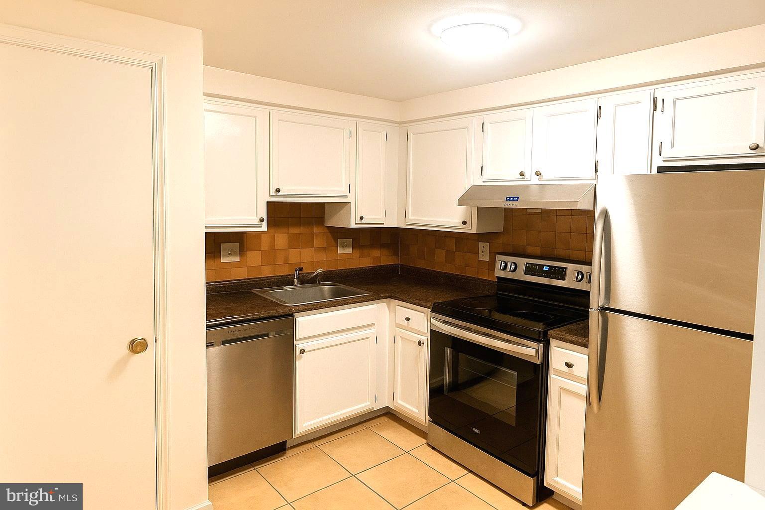 3722 MONMOUTH PLACE 13-133