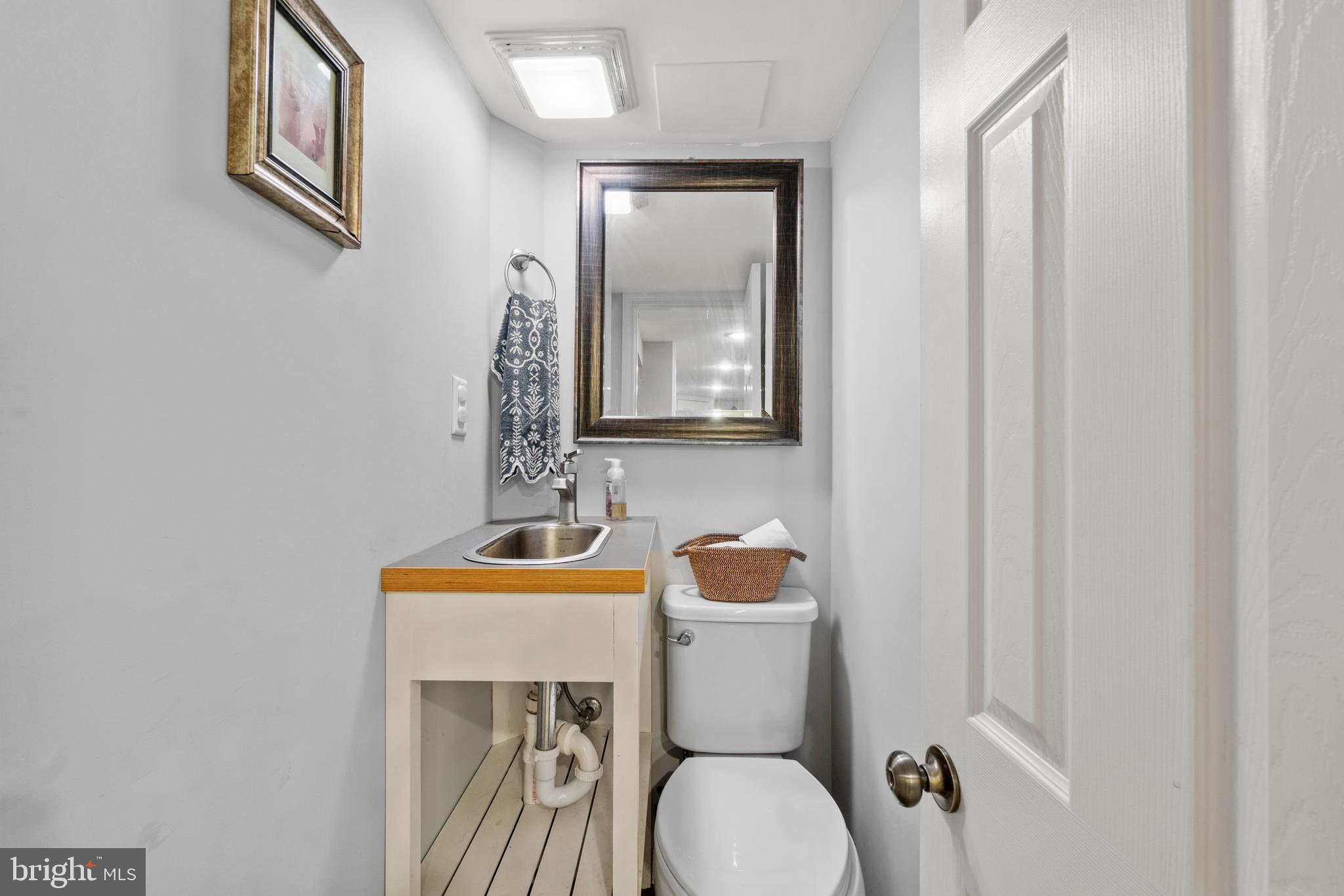 LOCH HILL - Residential