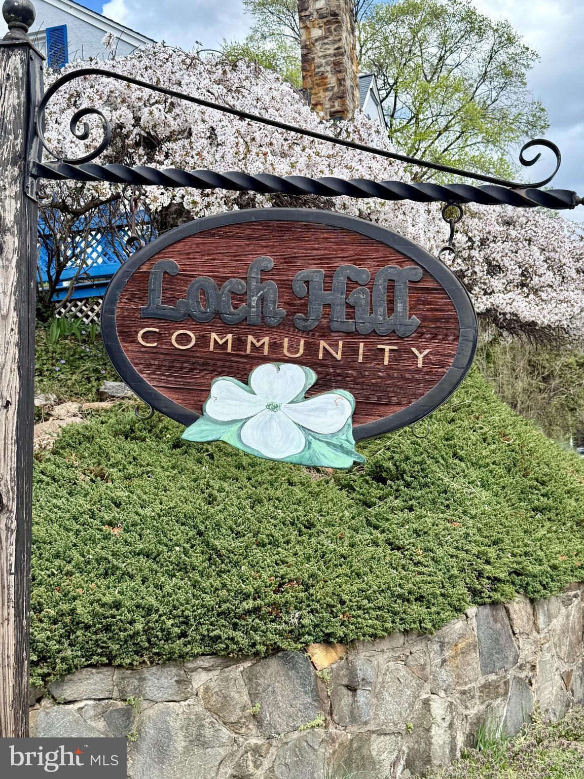 LOCH HILL - Residential