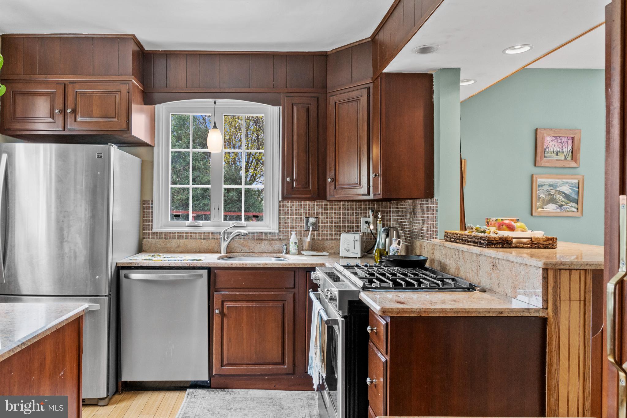 LOCH HILL - Residential