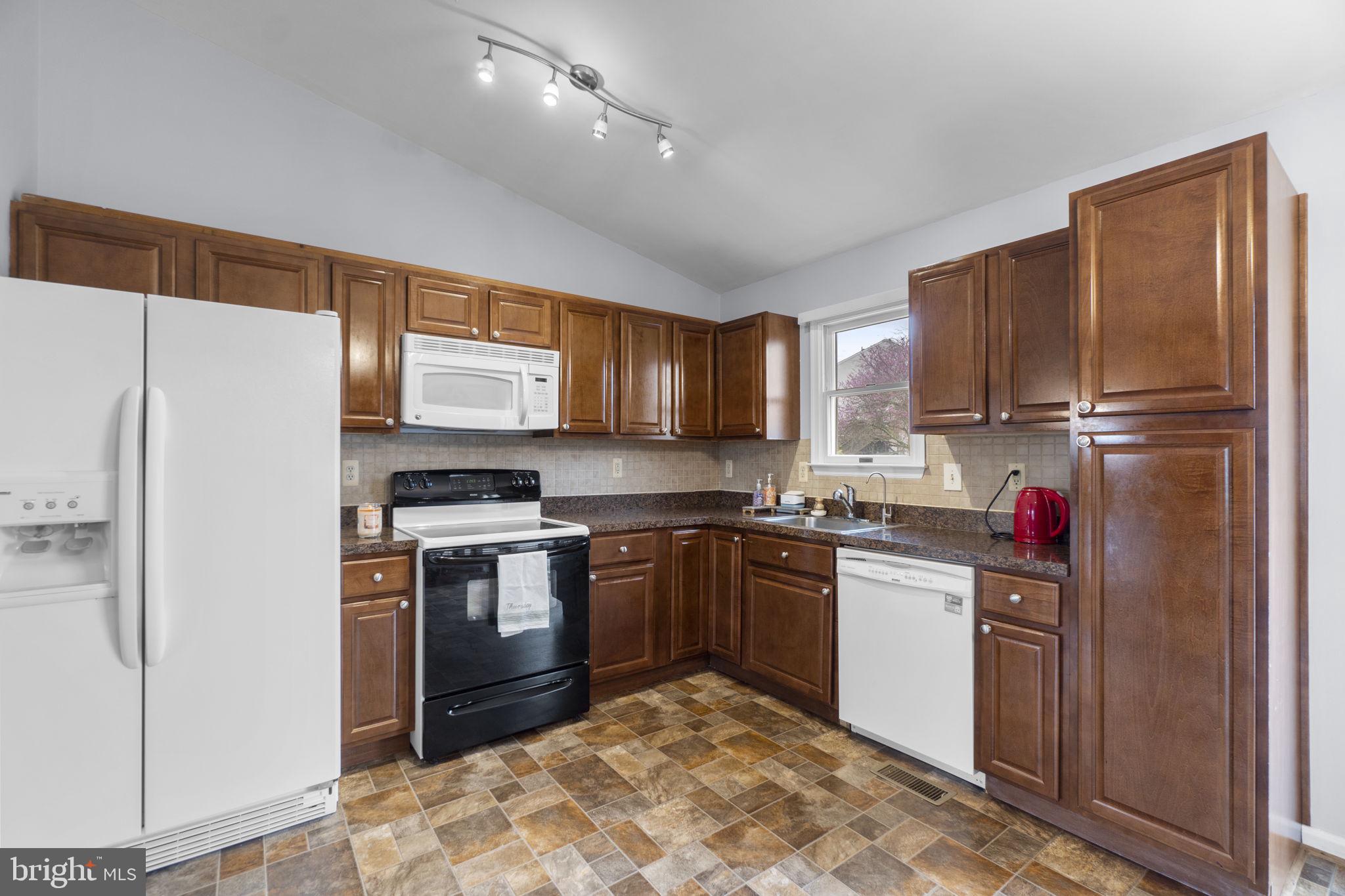 GATEWAY - Residential