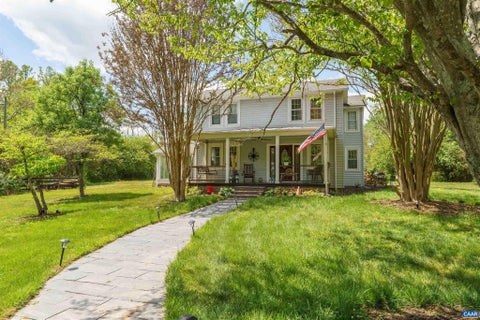 Homes For Sale - 418 James River Rd Rd<br/> SCOTTSVILLE, VA 24590