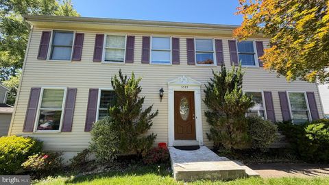 Photo of 3333 Pickwick Lane, WOODBRIDGE, VA 22192 (MLS # VAPW2120544)