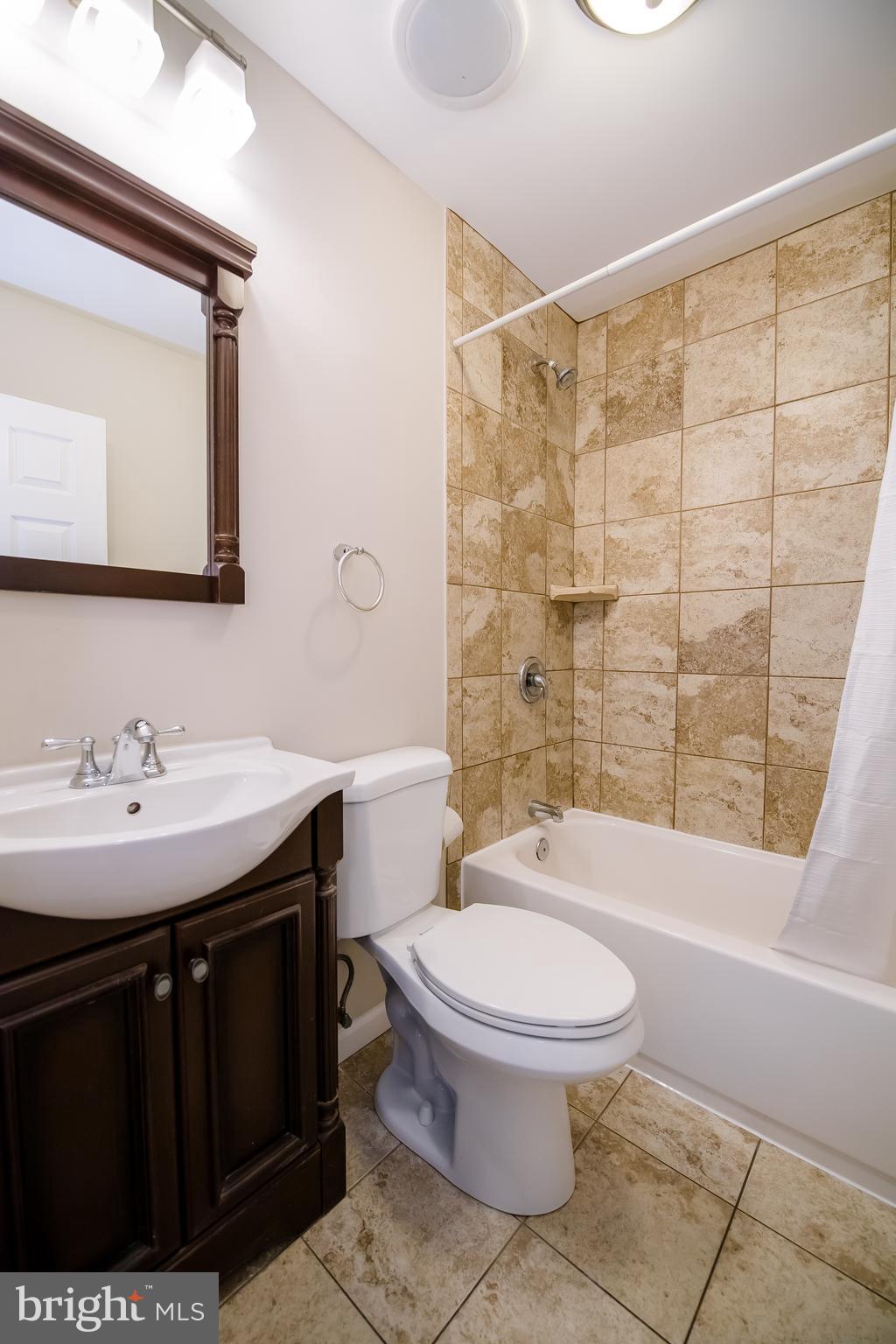 EASTERN TERRACE - Residential