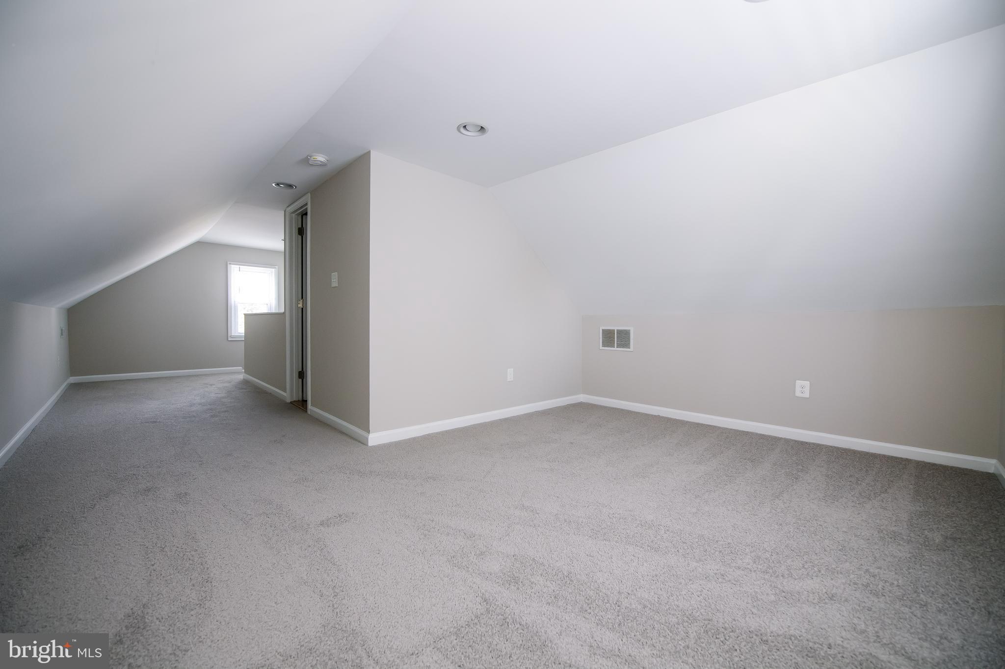 EASTERN TERRACE - Residential