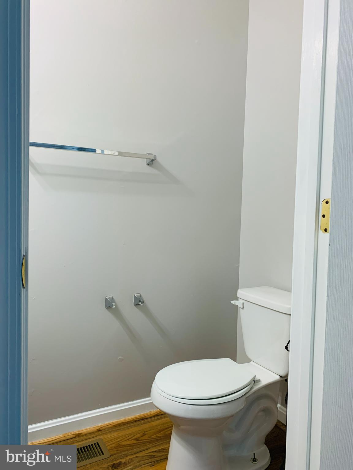 HILL OAKS CONDO - Residential Lease