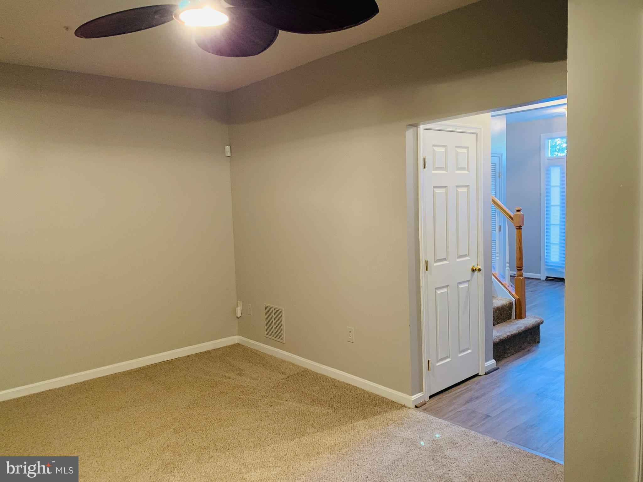 HILL OAKS CONDO - Residential Lease