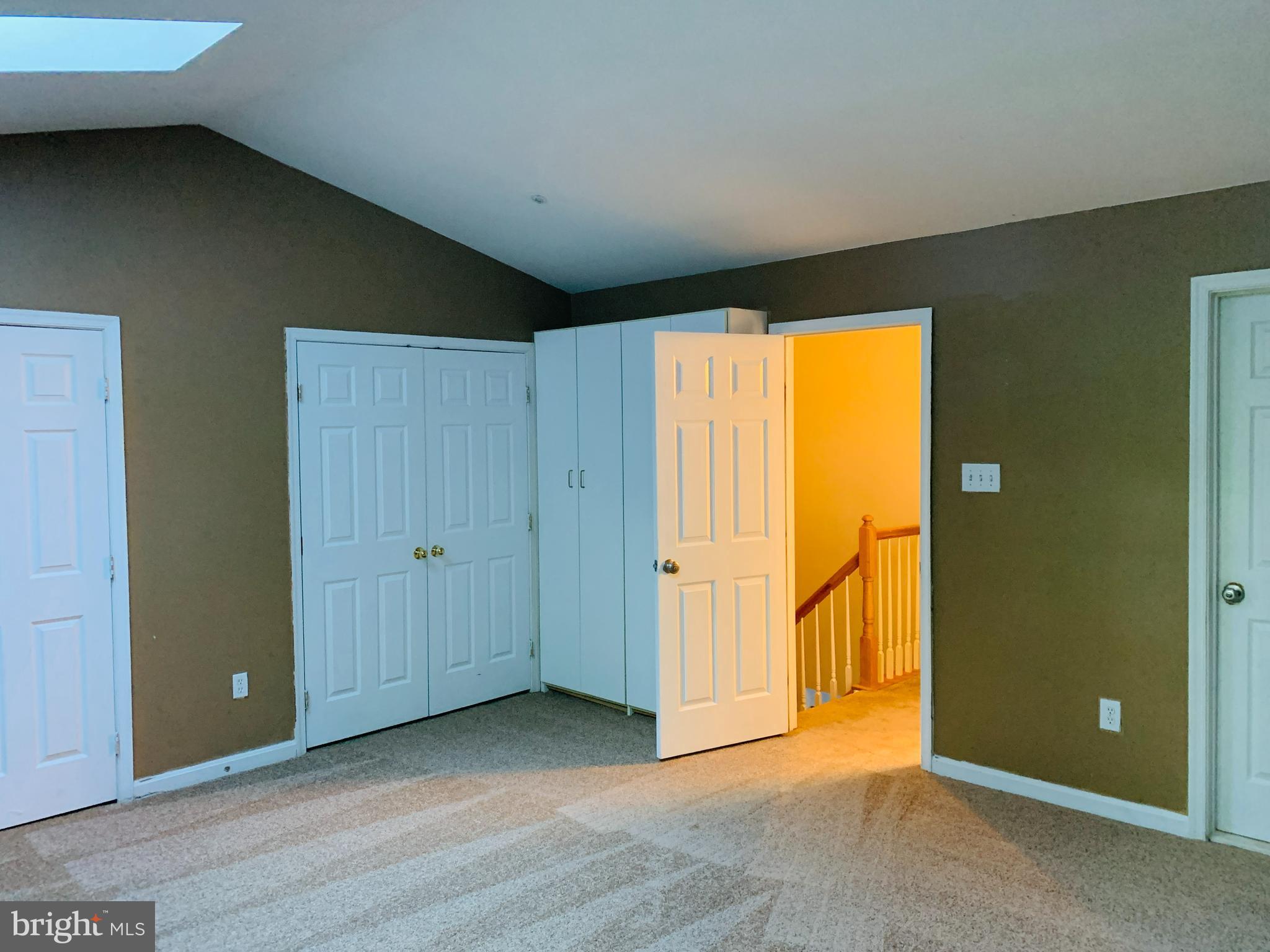 HILL OAKS CONDO - Residential Lease