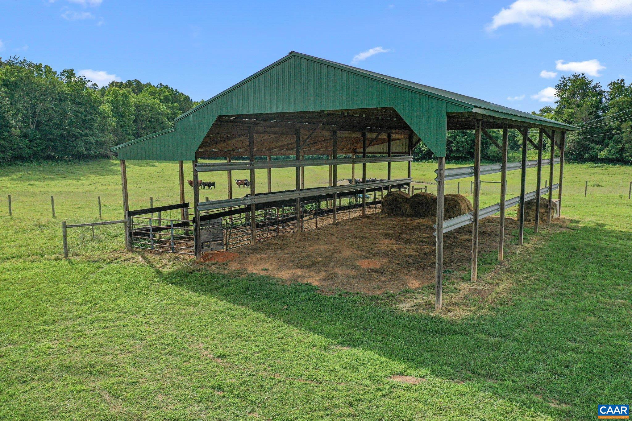 315 RIVER BEND LN