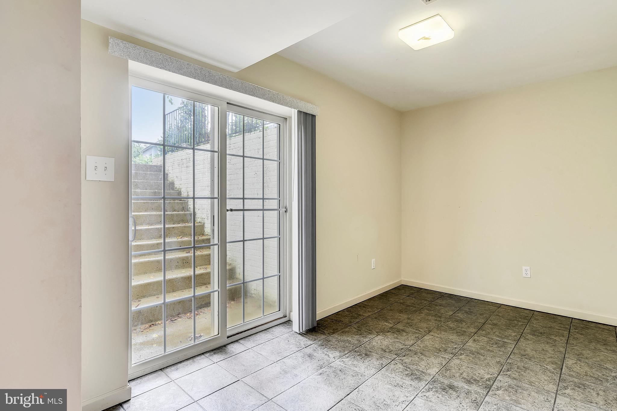 SUMNER LAKE - Residential