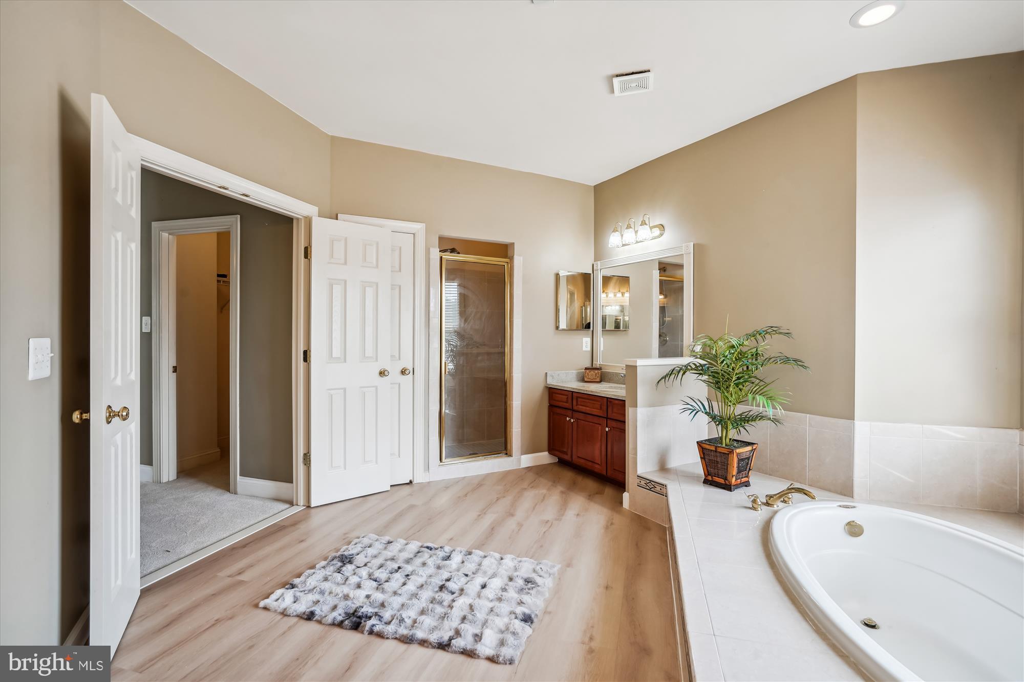 SUMNER LAKE - Residential