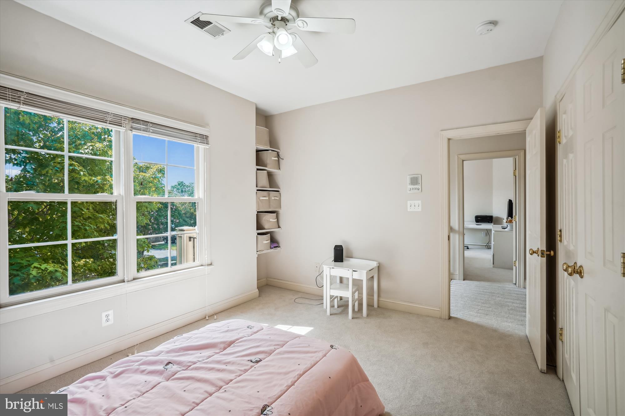 SUMNER LAKE - Residential