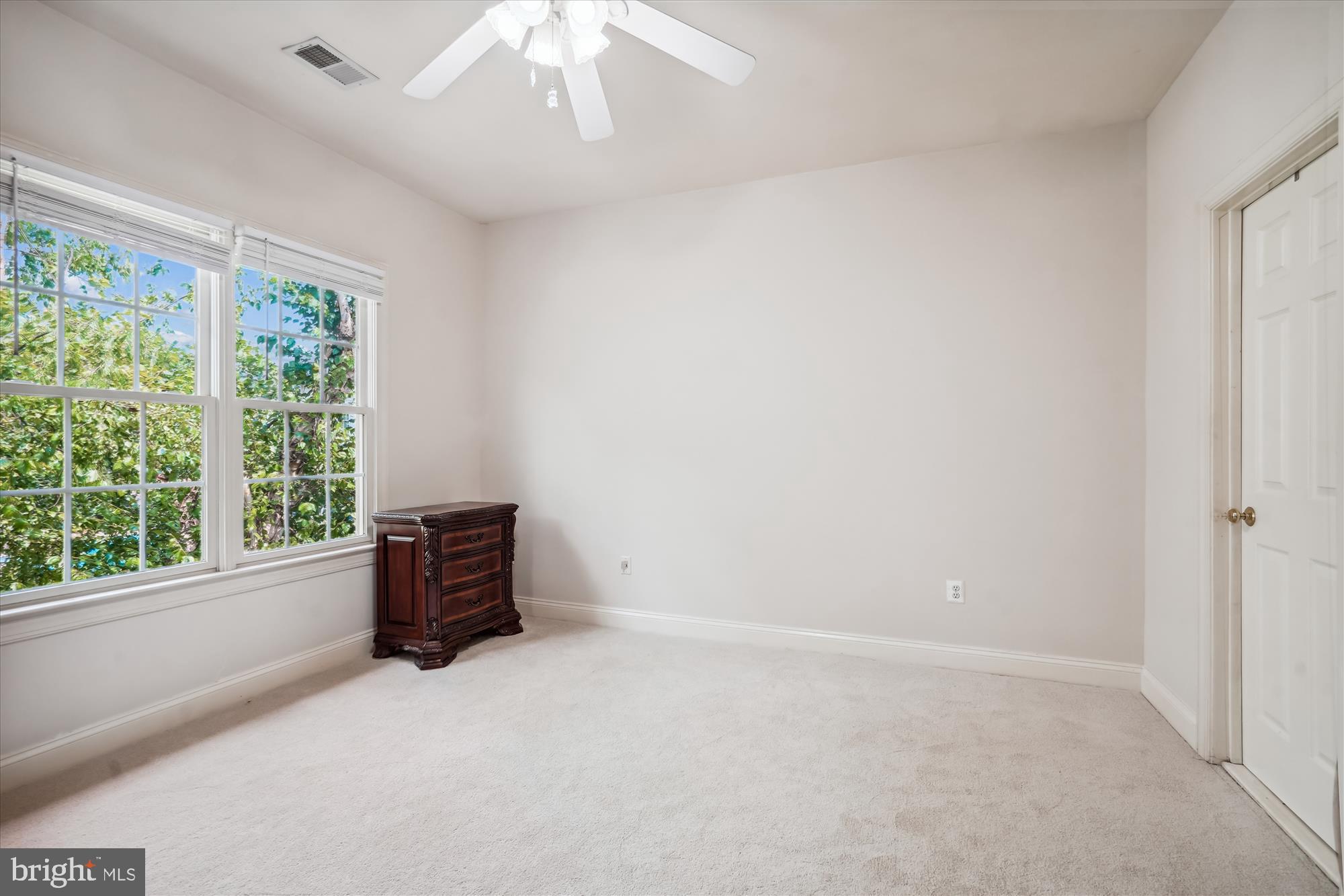 SUMNER LAKE - Residential