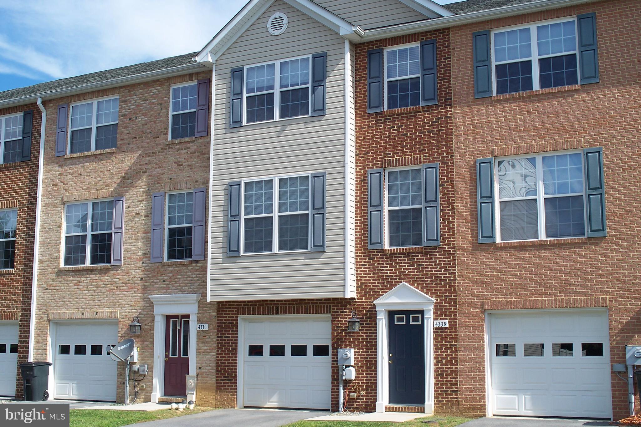 Large 3 bedroom 2 1/2 bath townhome in Greencastle School Dist. Pet friendly. Hardwood floors, all kitchen appliances provided. Attached 1 car garage. Owner pays lawn care, snow removal and refuse service. Application fee $35/adult. Pets permitted on case by case basis. Available September 2017.