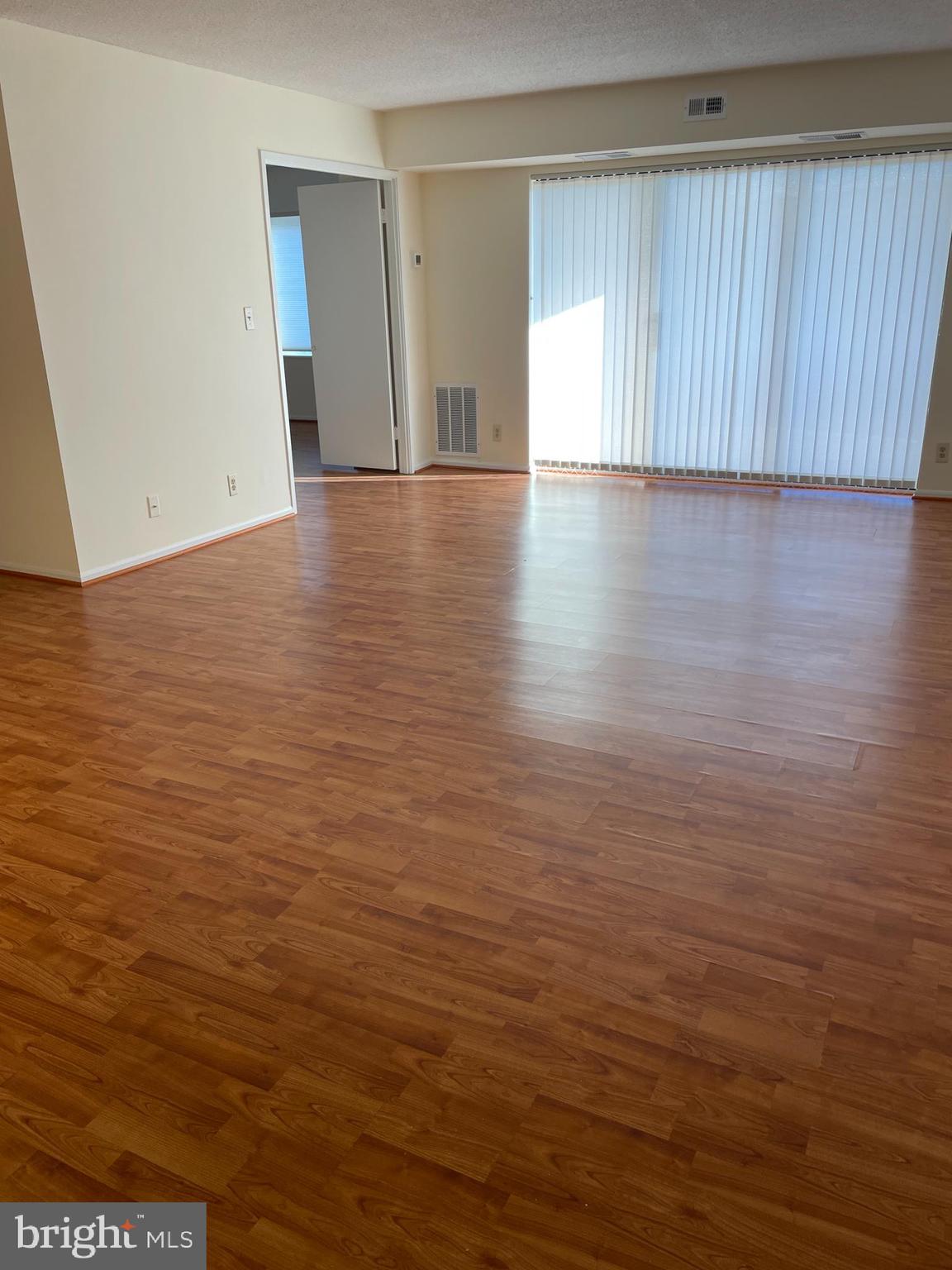 ROTONDA - Residential Lease