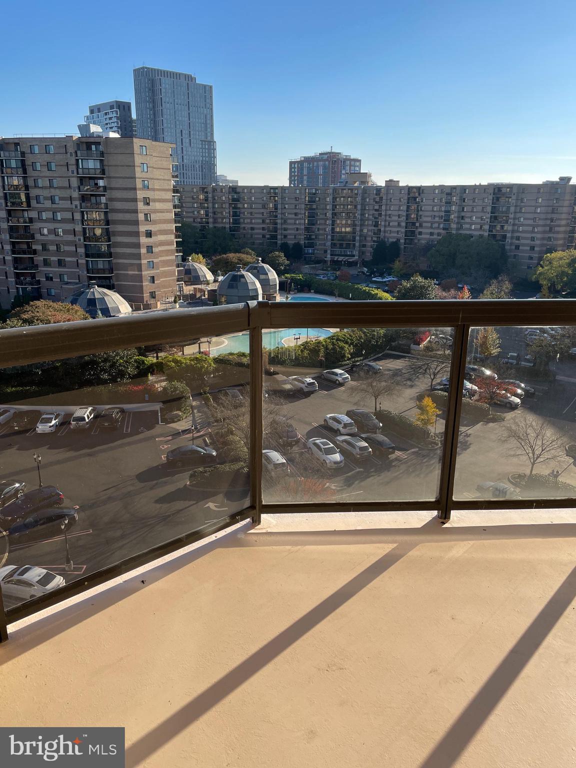 ROTONDA - Residential Lease