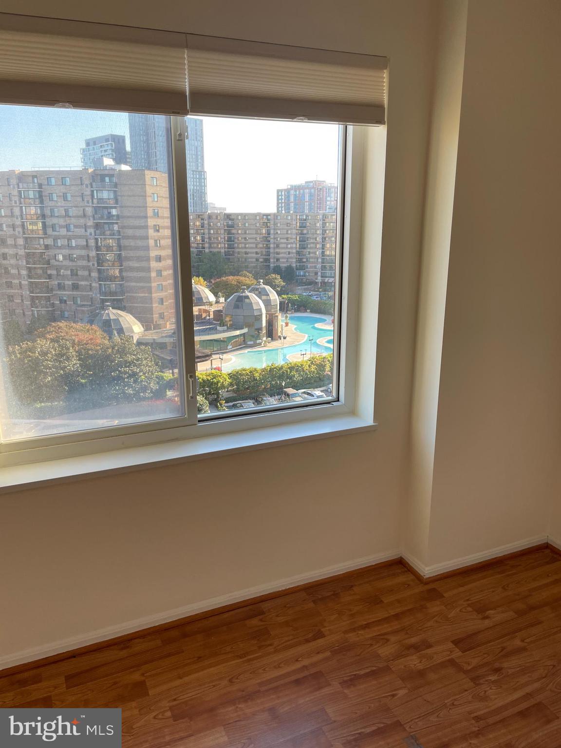 ROTONDA - Residential Lease