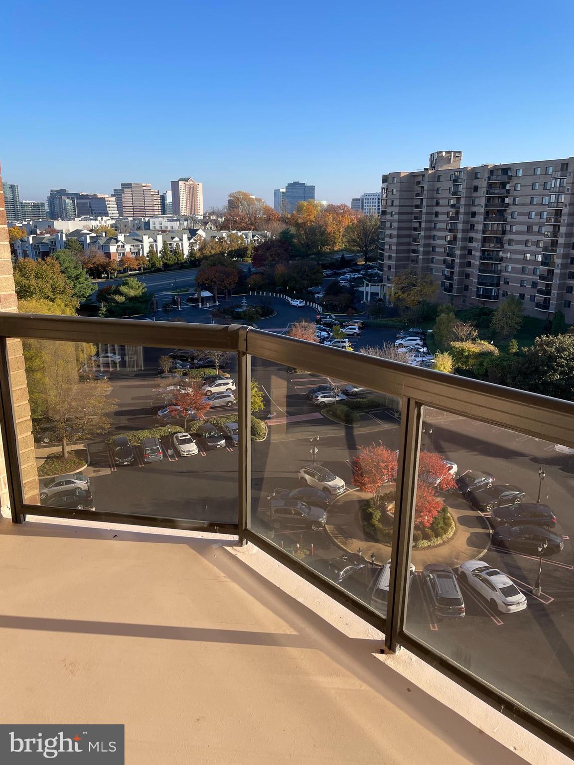 ROTONDA - Residential Lease