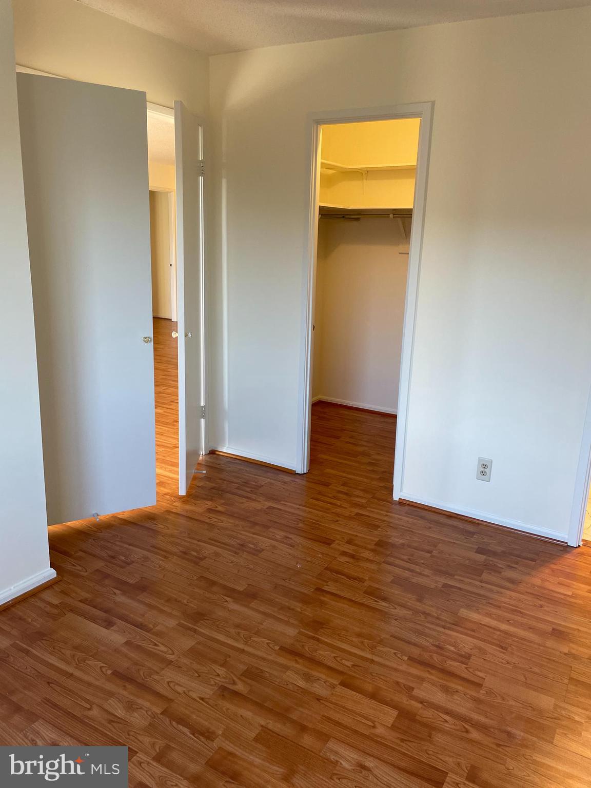 ROTONDA - Residential Lease