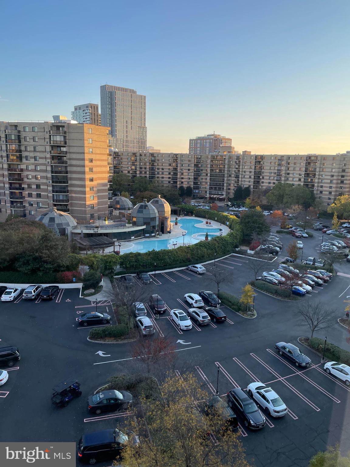 ROTONDA - Residential Lease