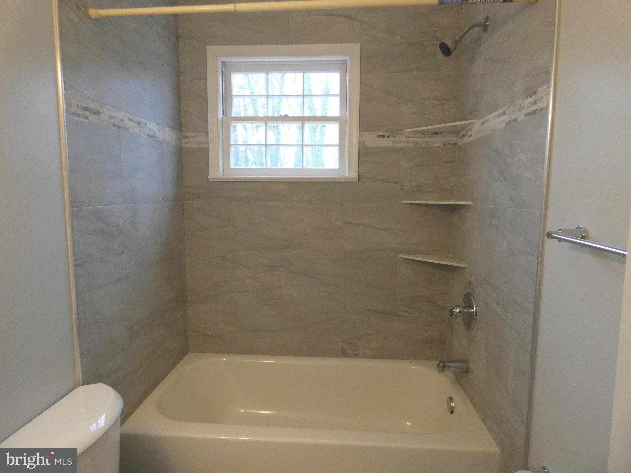 ORANGE HUNT ESTATES - Residential Lease