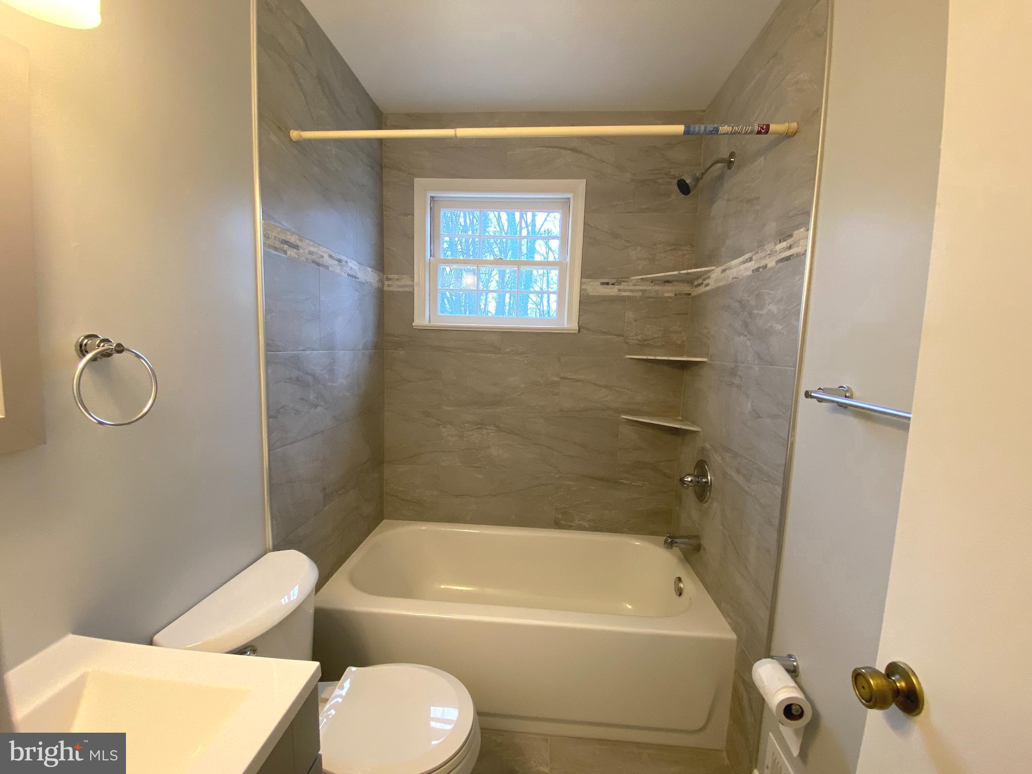 ORANGE HUNT ESTATES - Residential Lease