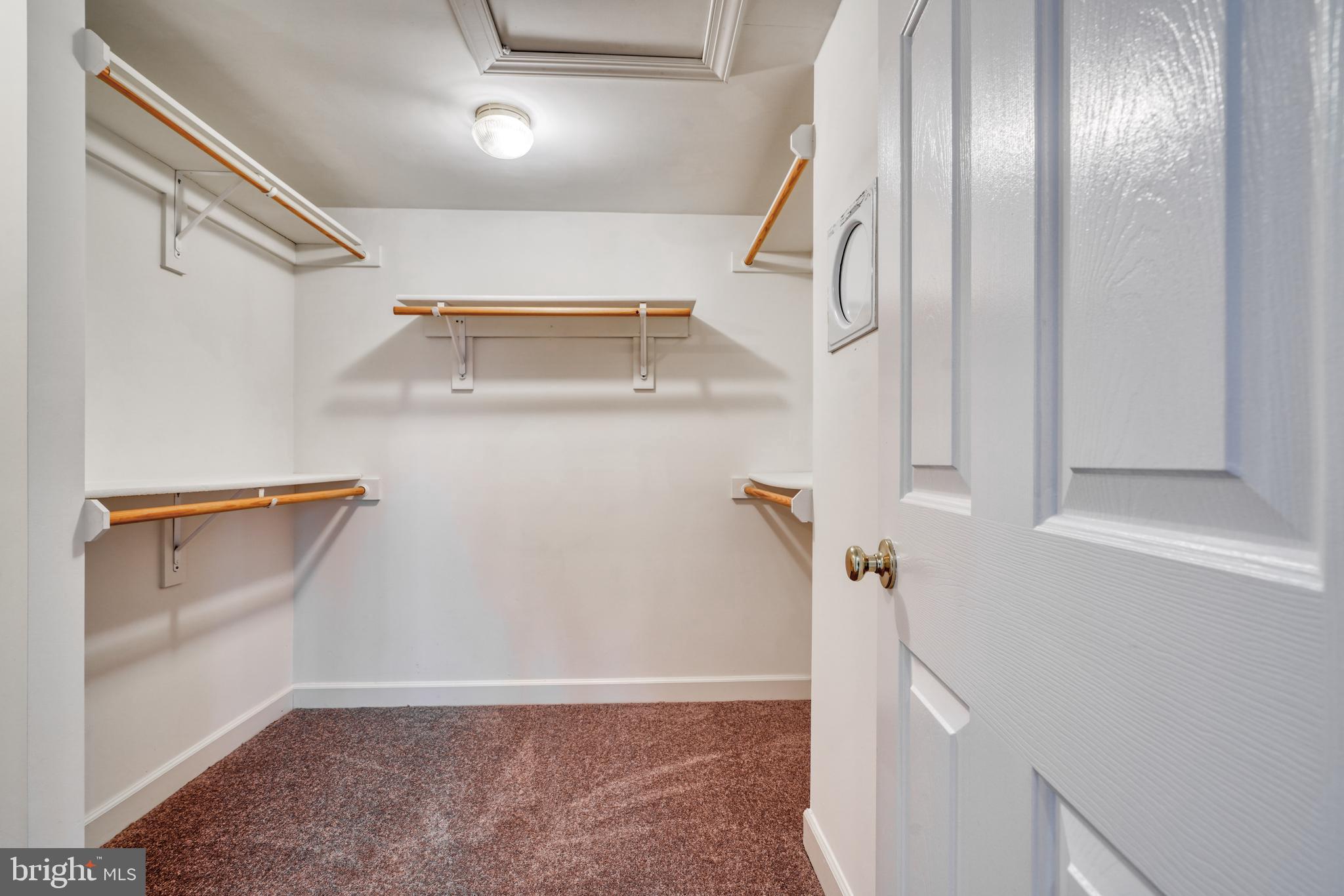 BEAVERBROOK - Residential