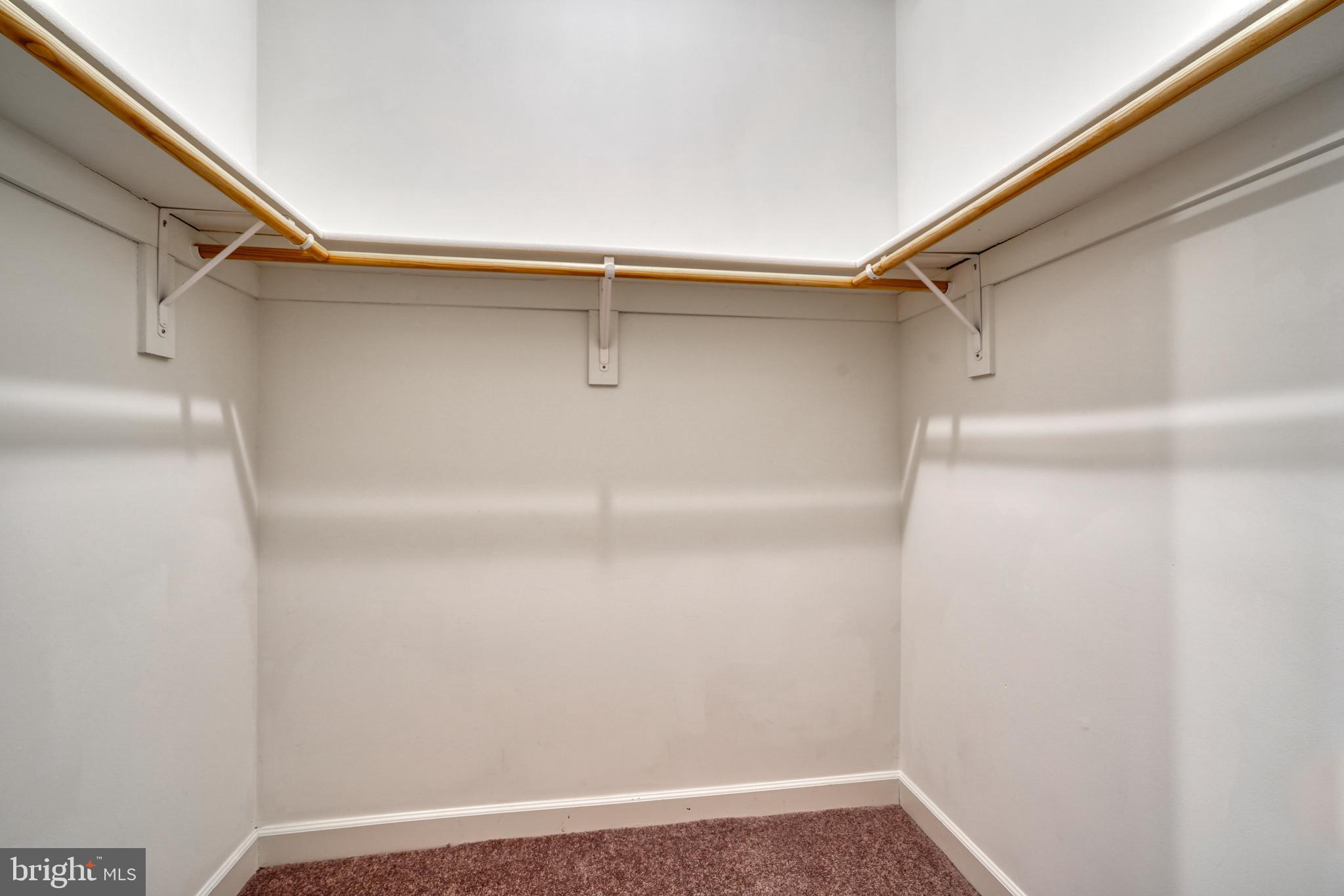 BEAVERBROOK - Residential