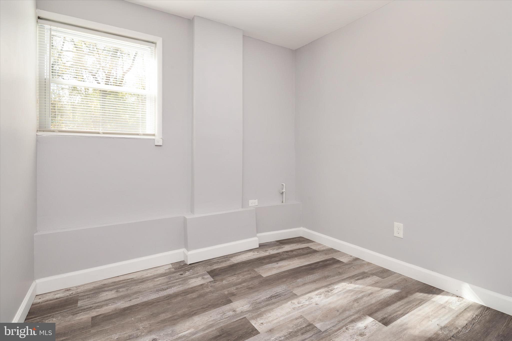 PIKESVILLE - Residential