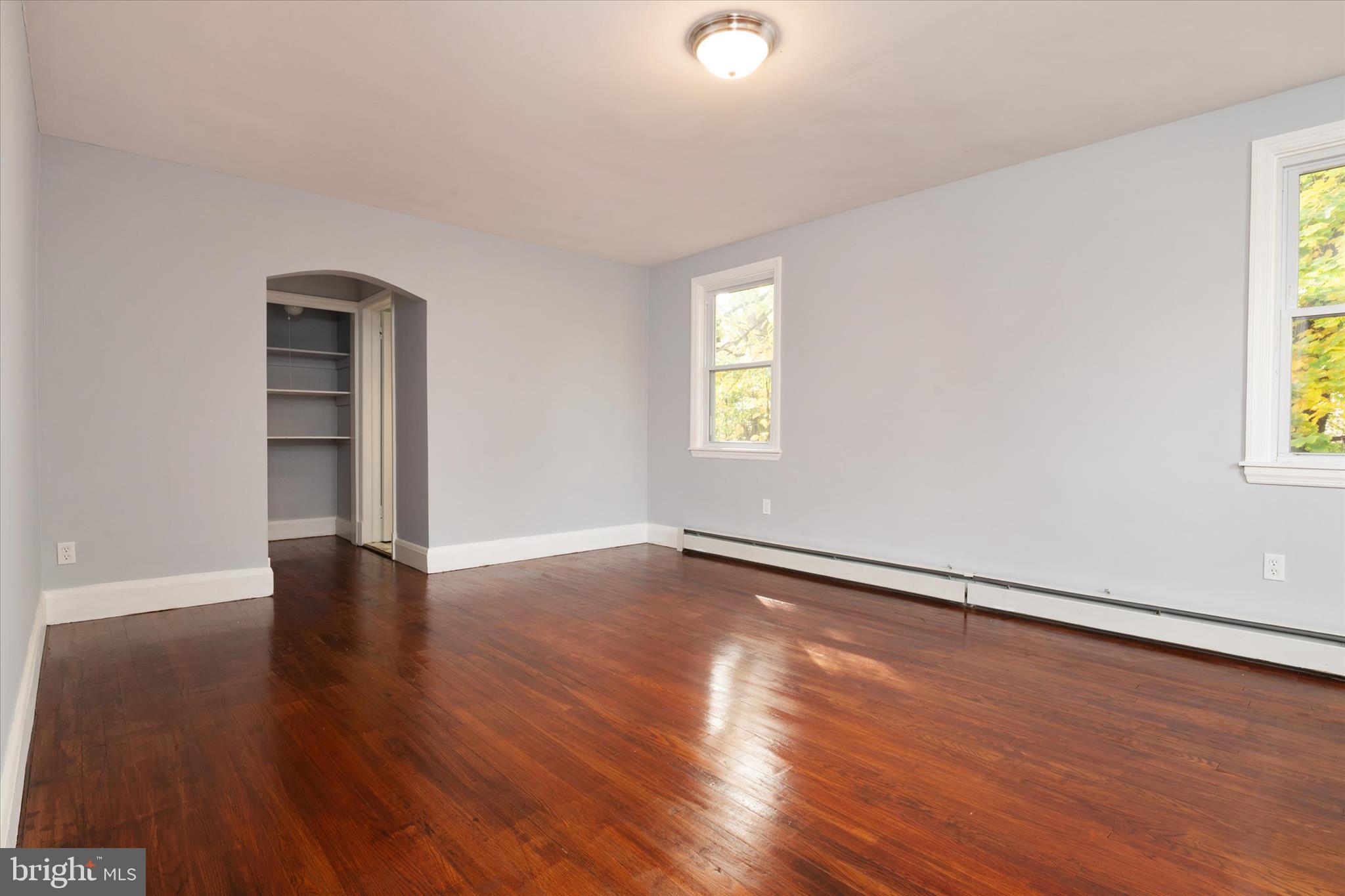 PIKESVILLE - Residential