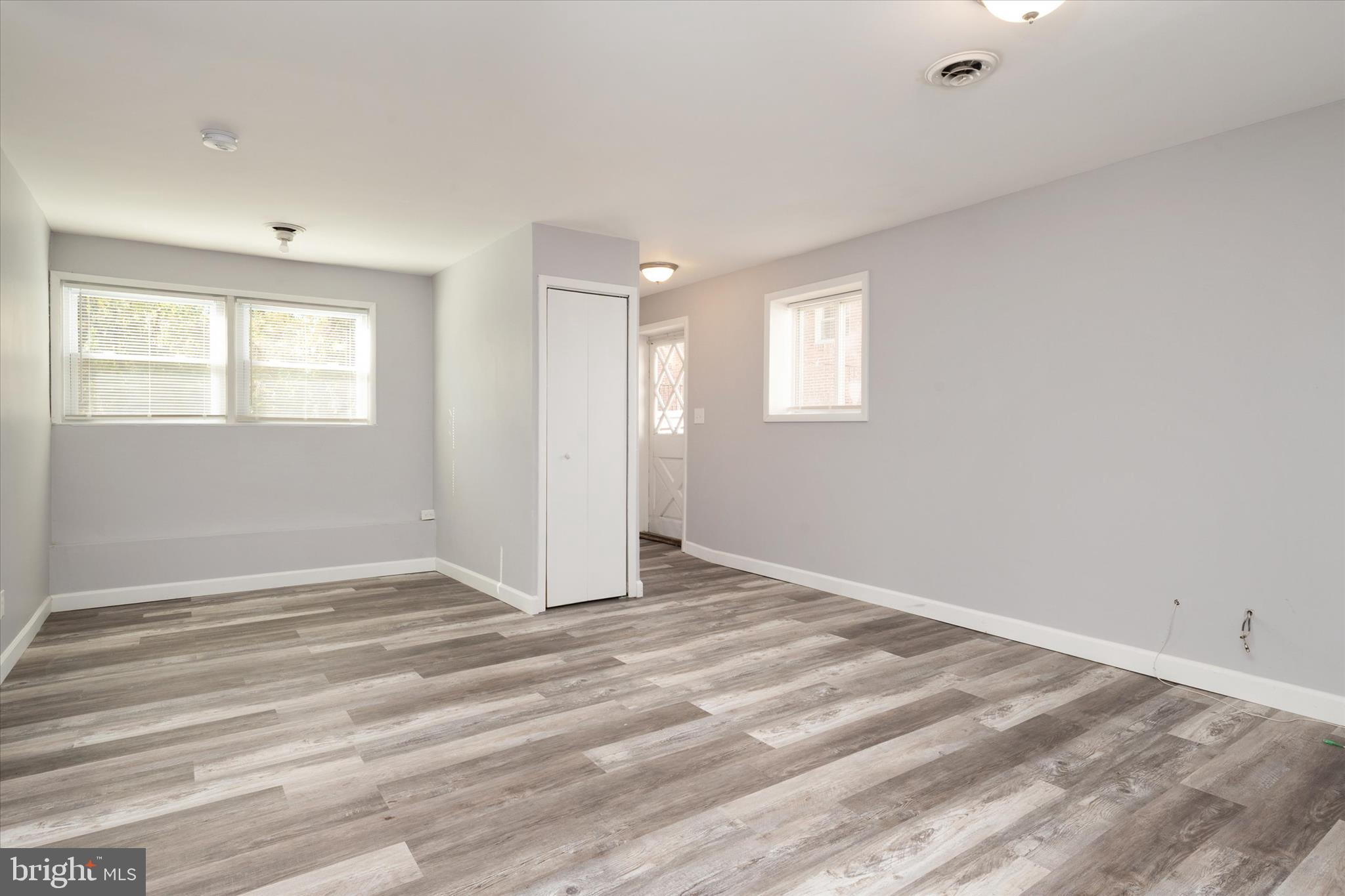 PIKESVILLE - Residential