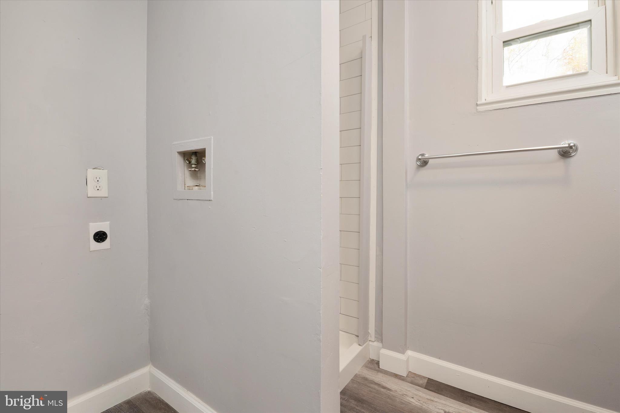 PIKESVILLE - Residential