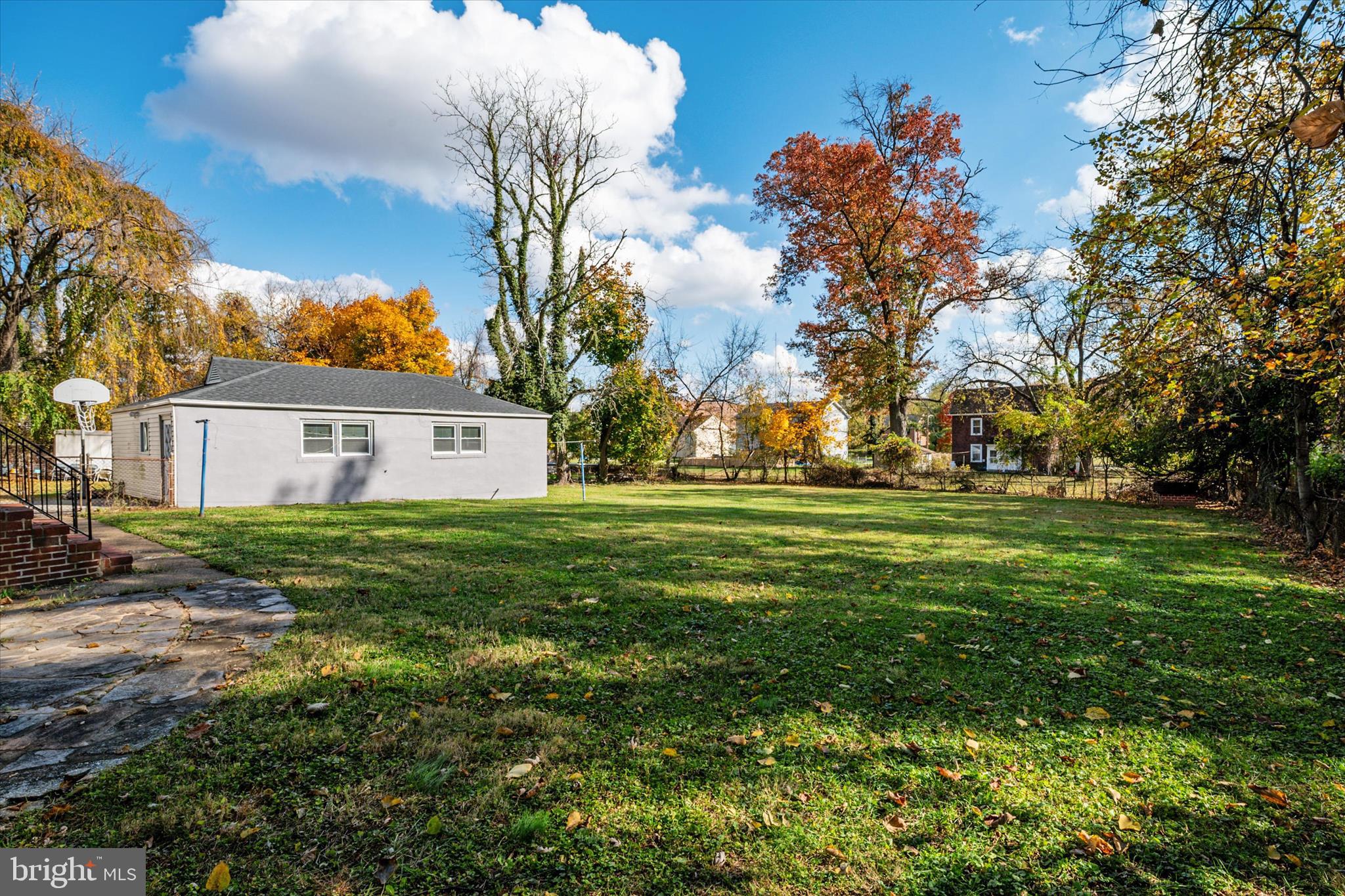 PIKESVILLE - Residential