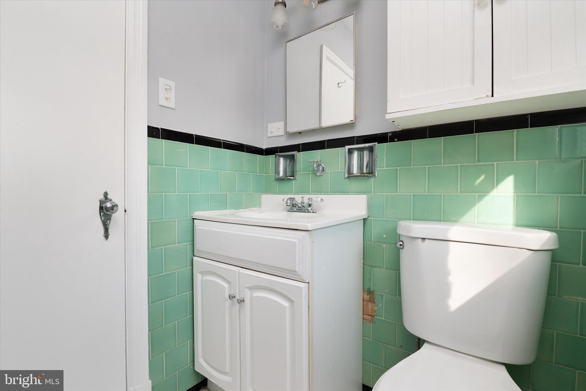 PIKESVILLE - Residential