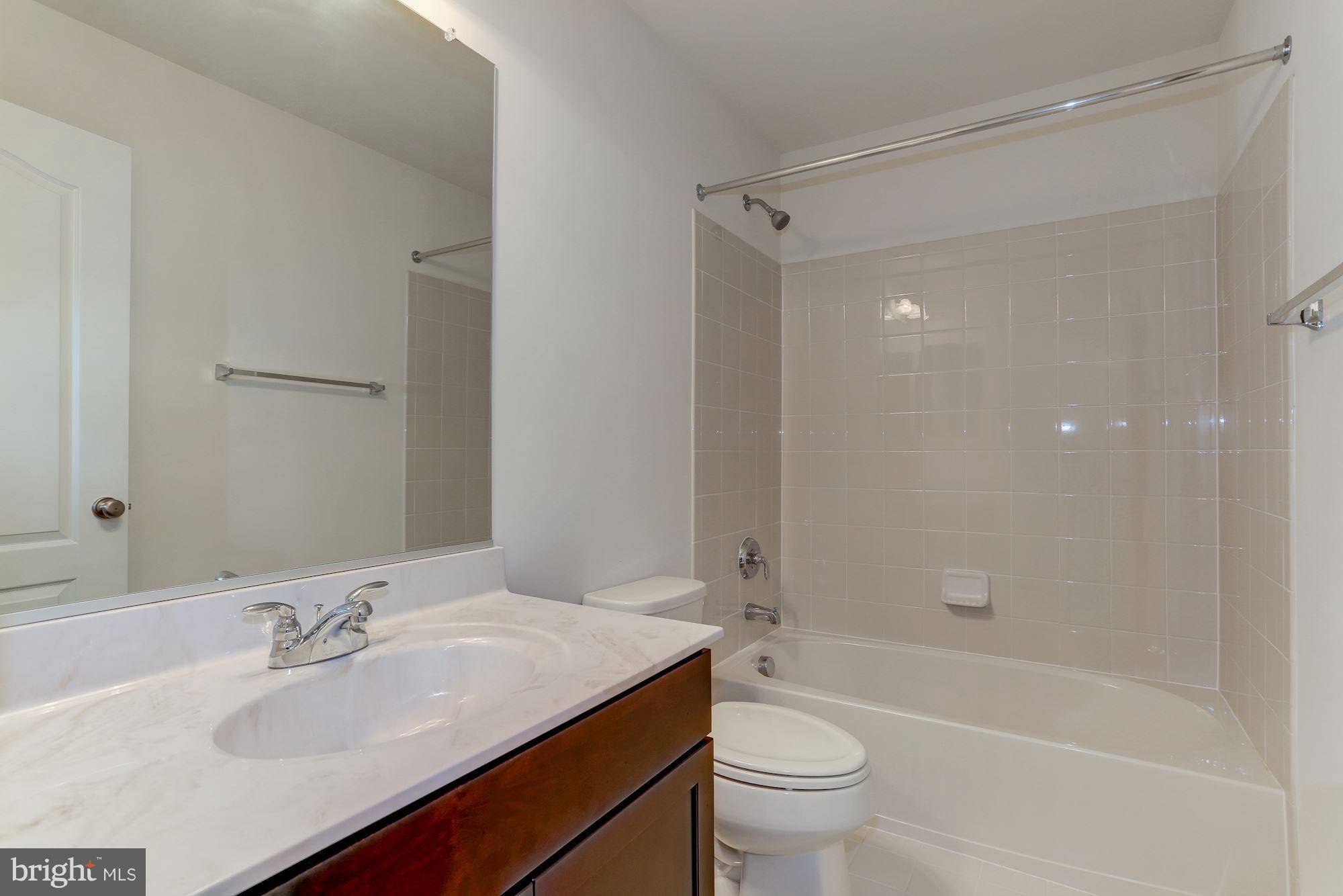 LOUDOUN VALLEY ESTATES 2 - Residential