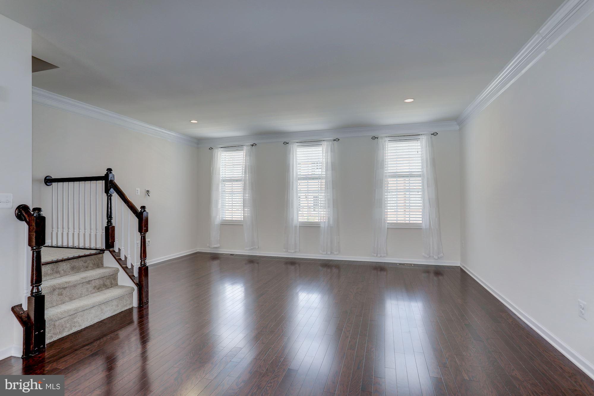 LOUDOUN VALLEY ESTATES 2 - Residential