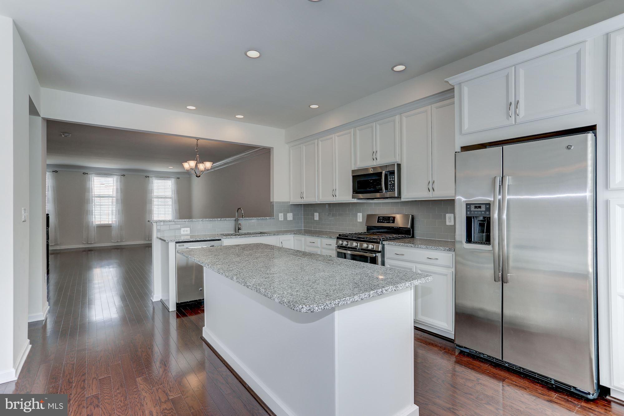 LOUDOUN VALLEY ESTATES 2 - Residential