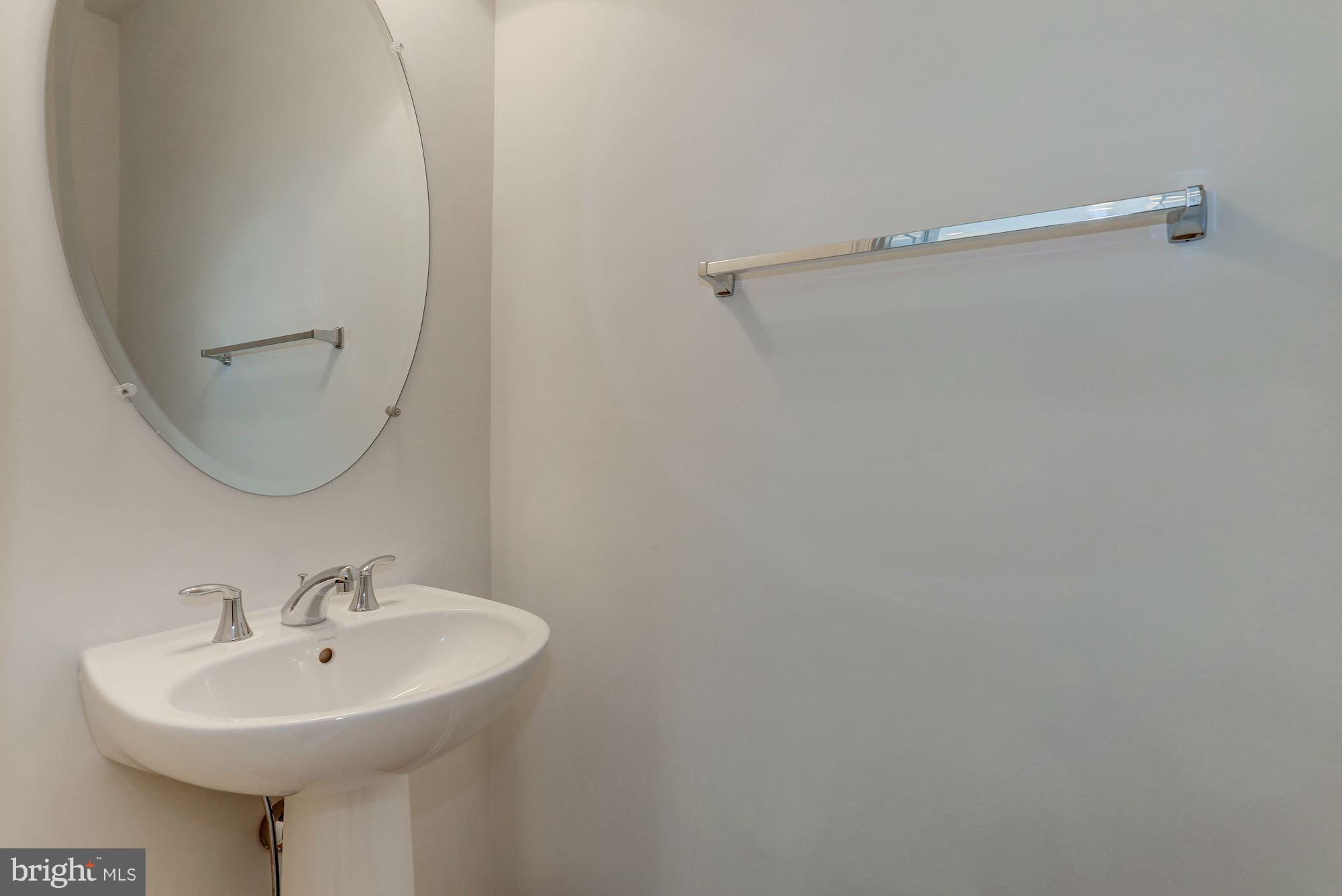 LOUDOUN VALLEY ESTATES 2 - Residential