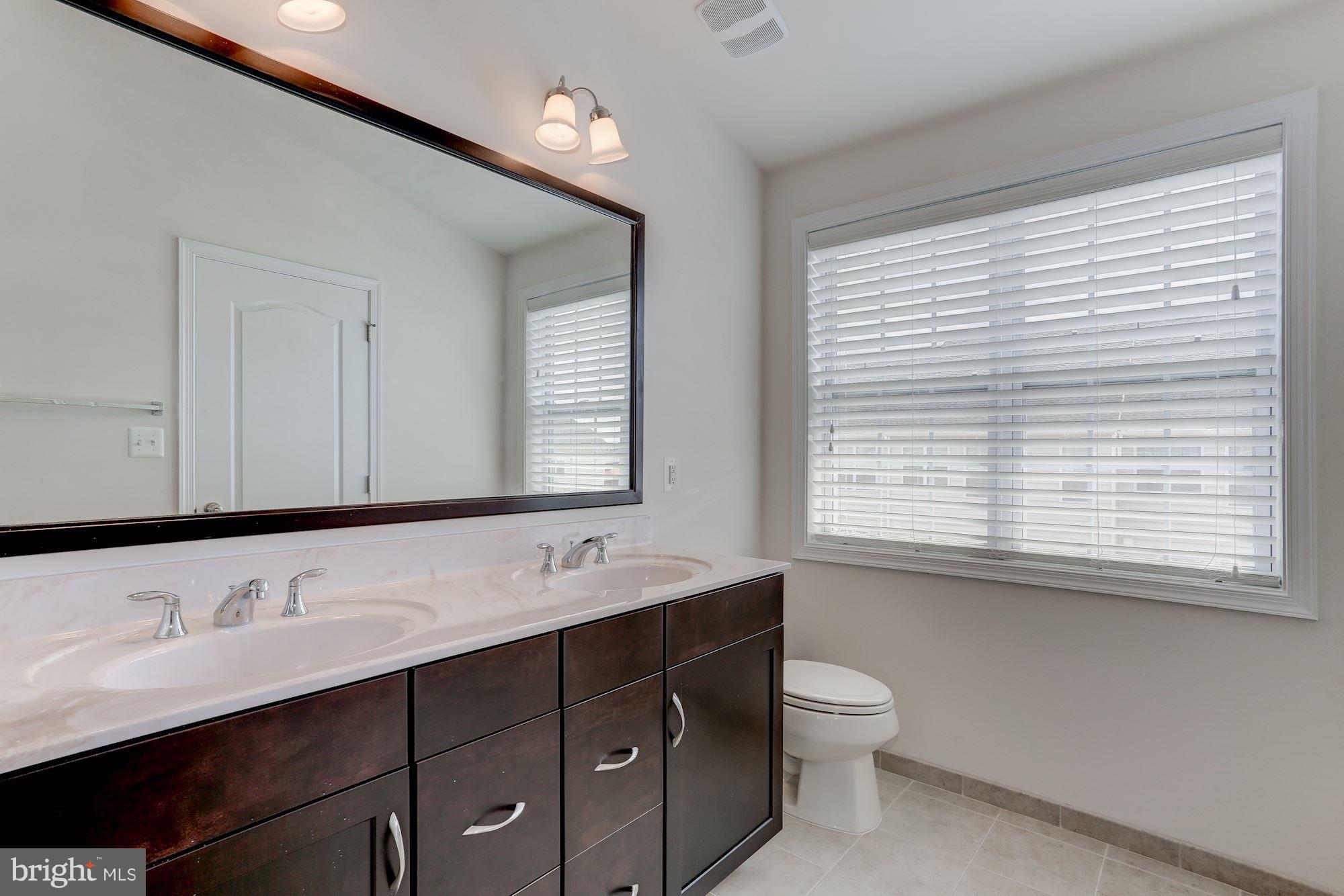 LOUDOUN VALLEY ESTATES 2 - Residential