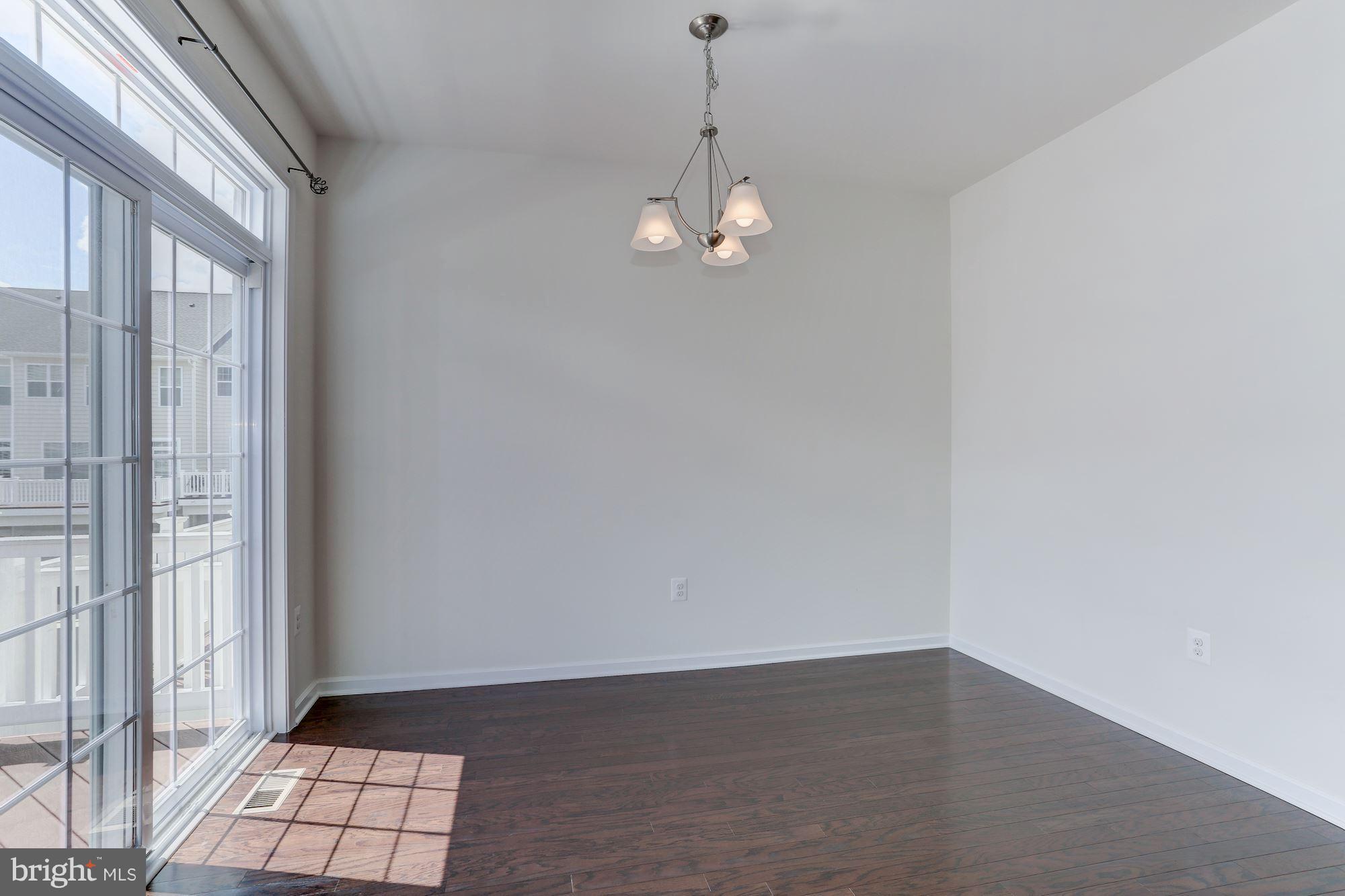 LOUDOUN VALLEY ESTATES 2 - Residential