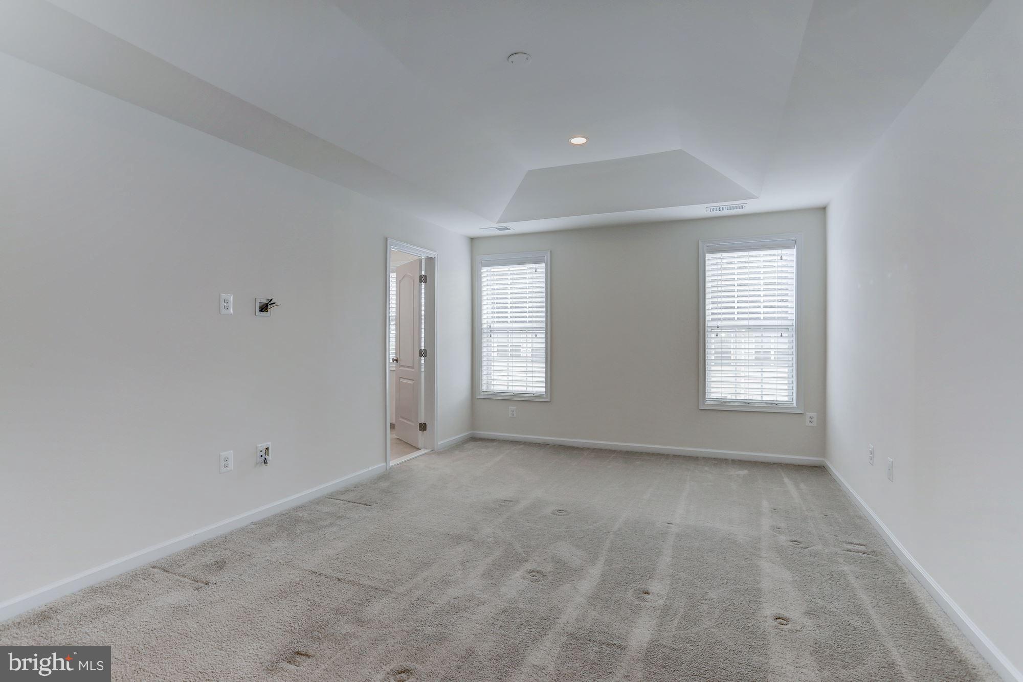 LOUDOUN VALLEY ESTATES 2 - Residential