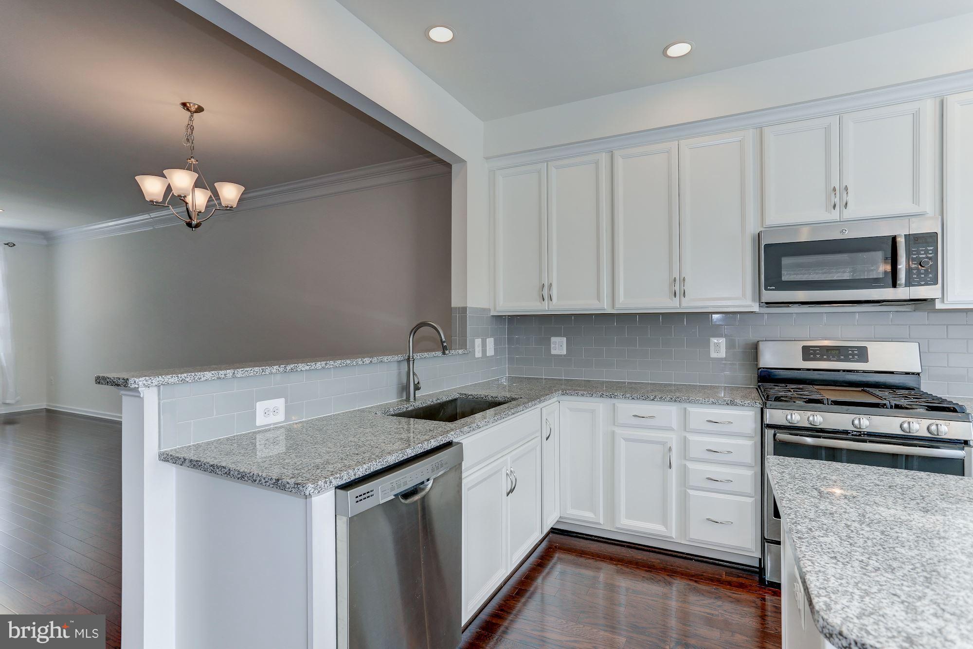 LOUDOUN VALLEY ESTATES 2 - Residential