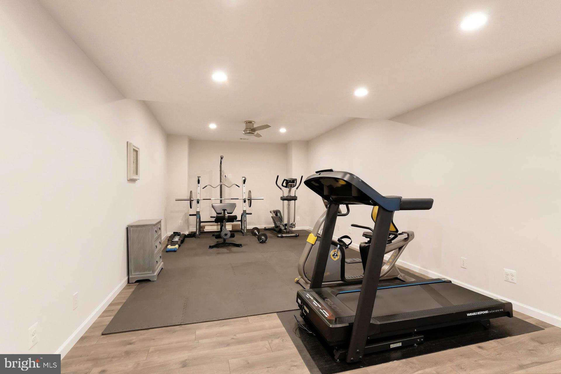 QUAIL POND - Residential