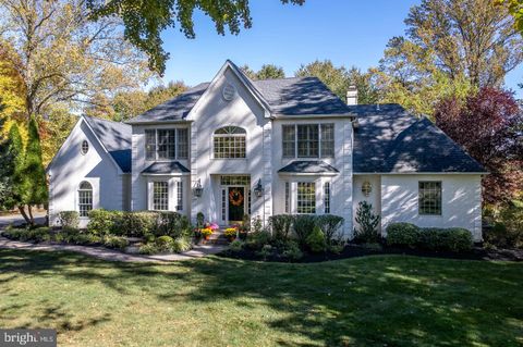 25 SWEETBRIAR LANE GLEN MILLS PA 19342