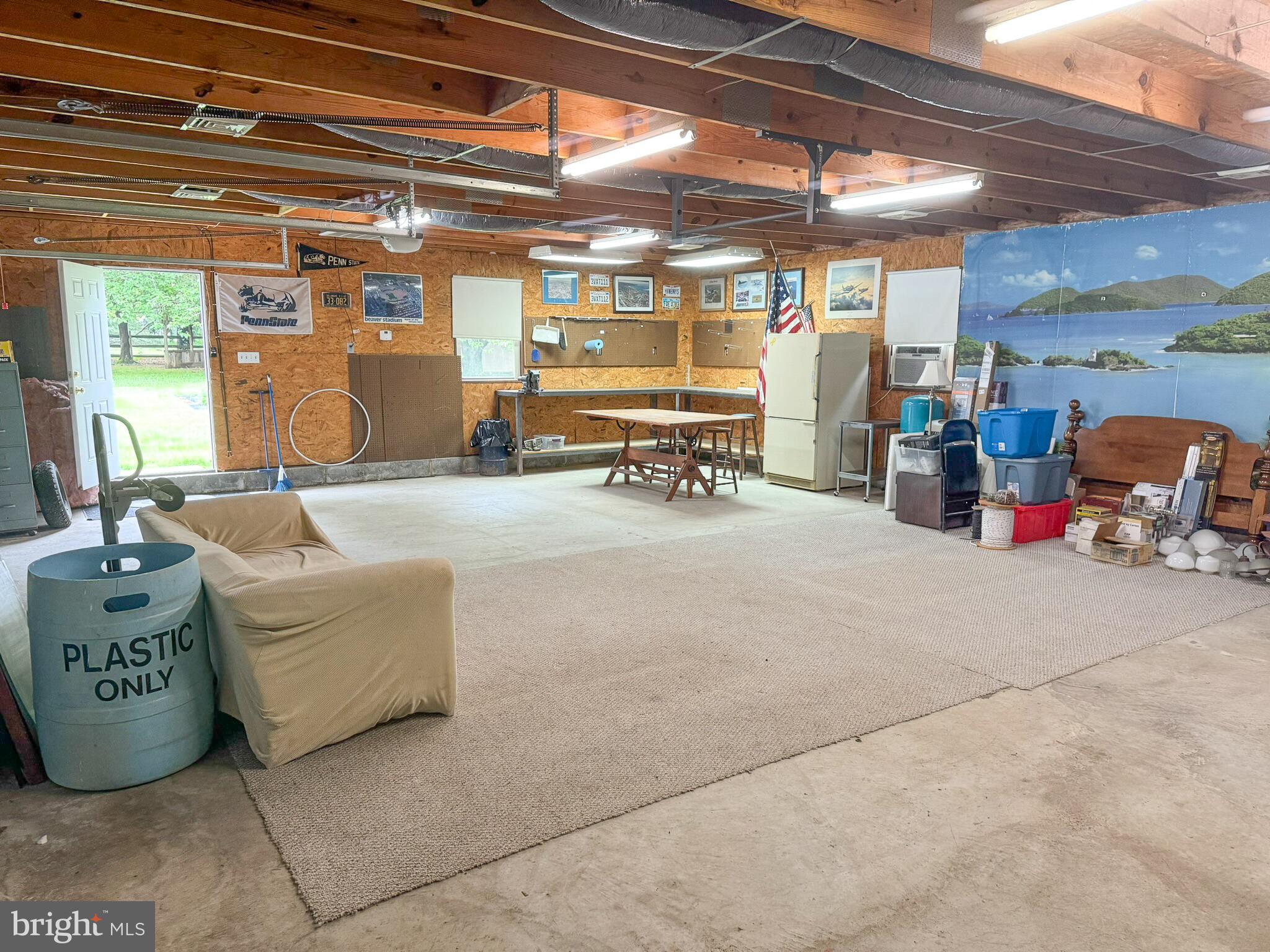 ROLLING MEADOWS - Residential