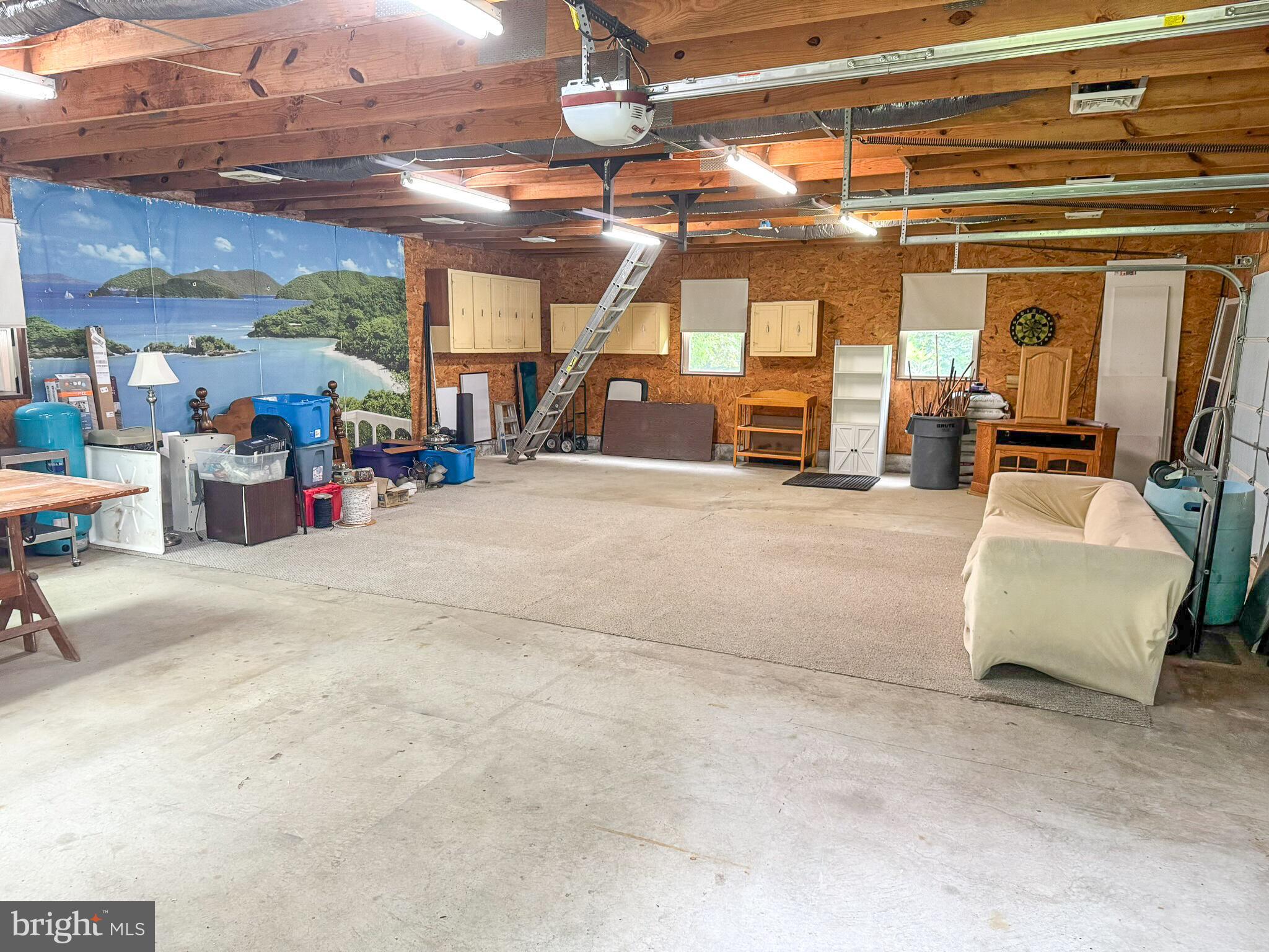 ROLLING MEADOWS - Residential